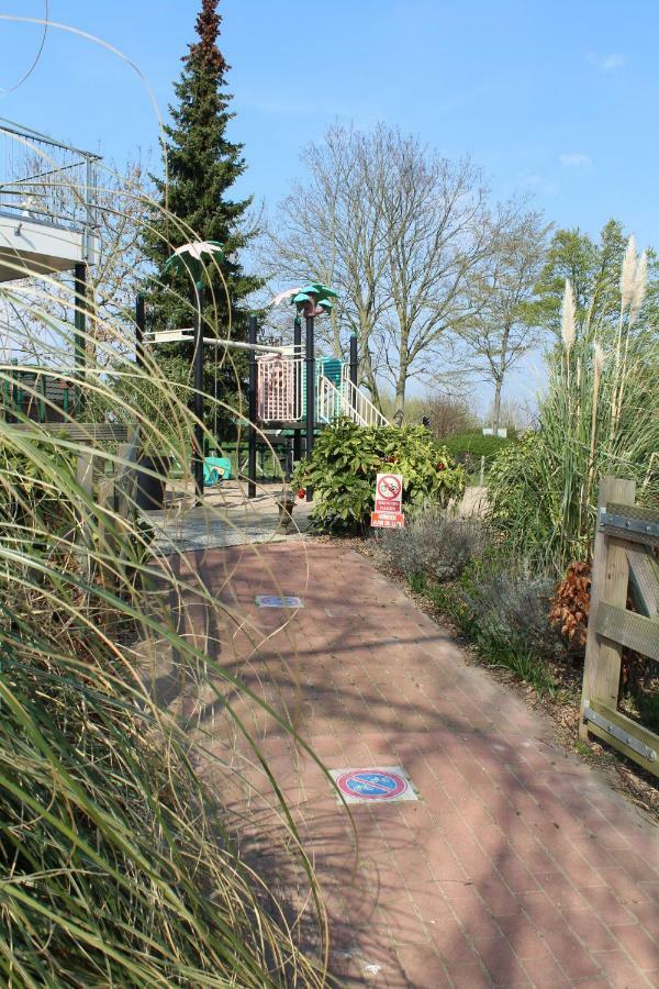 De Brabantse Biesbosch Hotel Werkendam Exterior photo